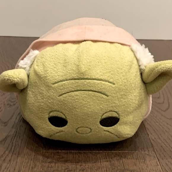 Disney Tsum Tsum Star Wars Yoda medium 11” plush character - Picture 1 of 6